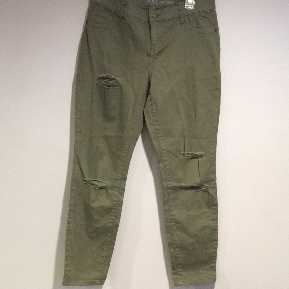 NY&C Olive Ripped Jeans
